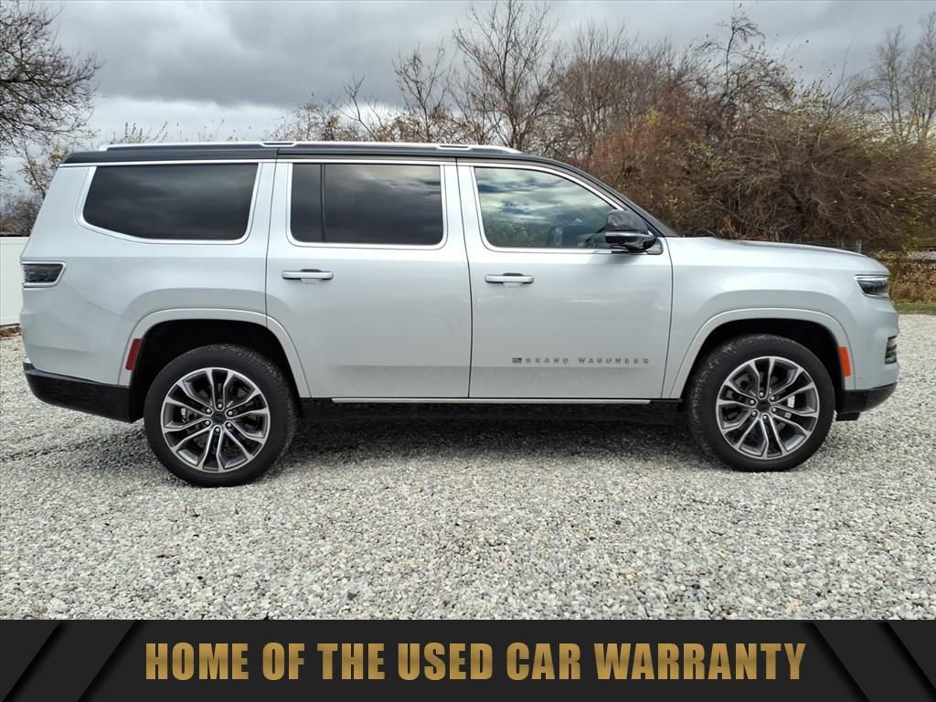 Used 2025 Jeep Grand Wagoneer Series III w/ HD Trailer Tow Package image 10