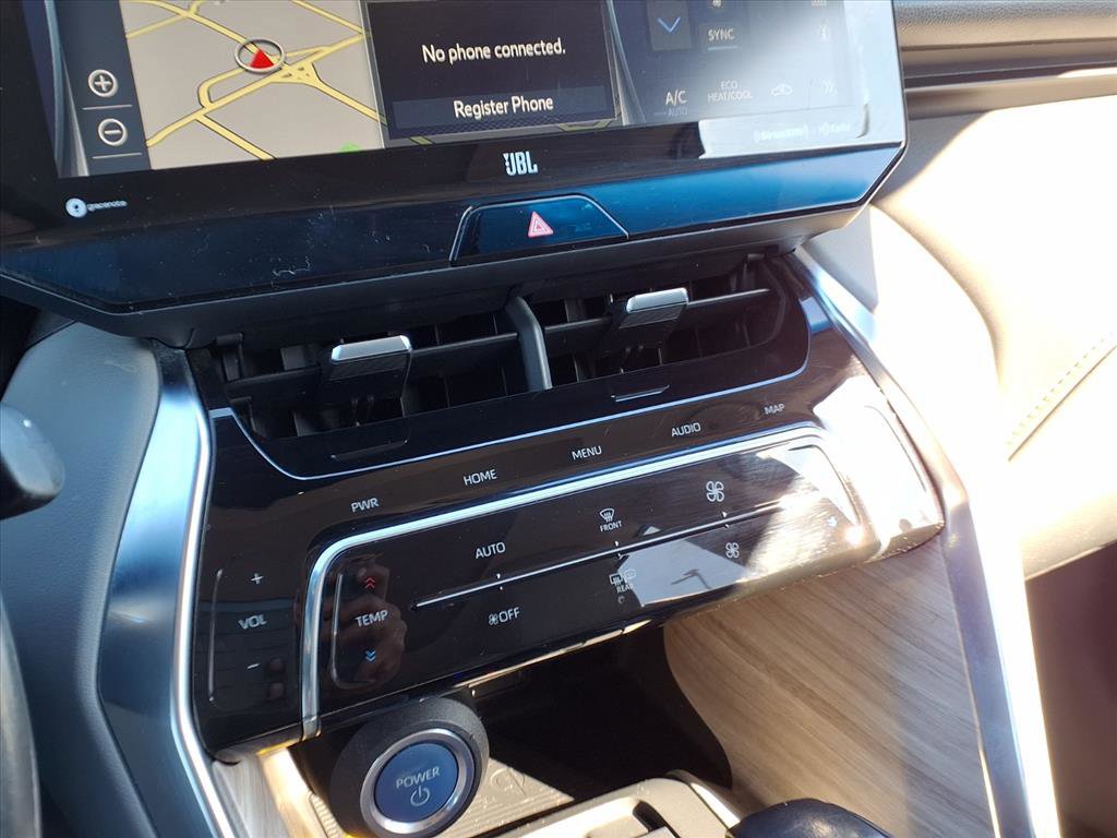 Used 2021 Toyota Venza Limited image 8