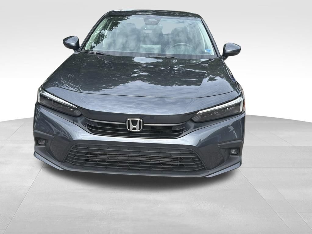 Used 2024 Honda Civic Touring image 2
