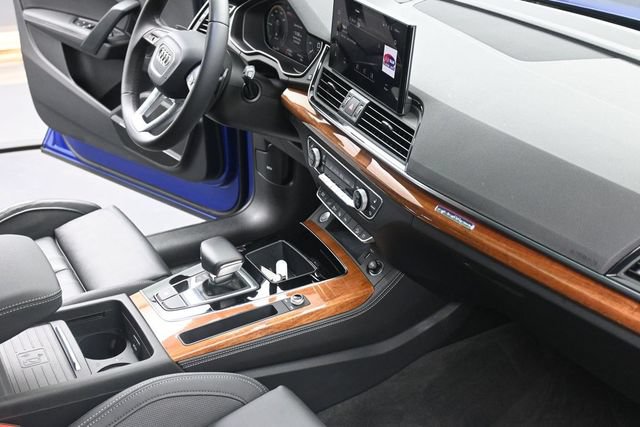 Used 2023 Audi Q5 e Prestige w/ Prestige Package AWD/4WD image 49