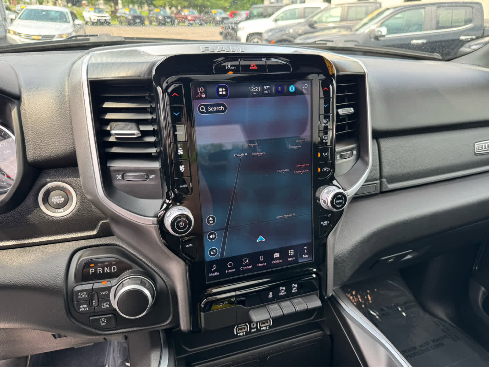 Used 2025 RAM 1500 Big Horn image 3