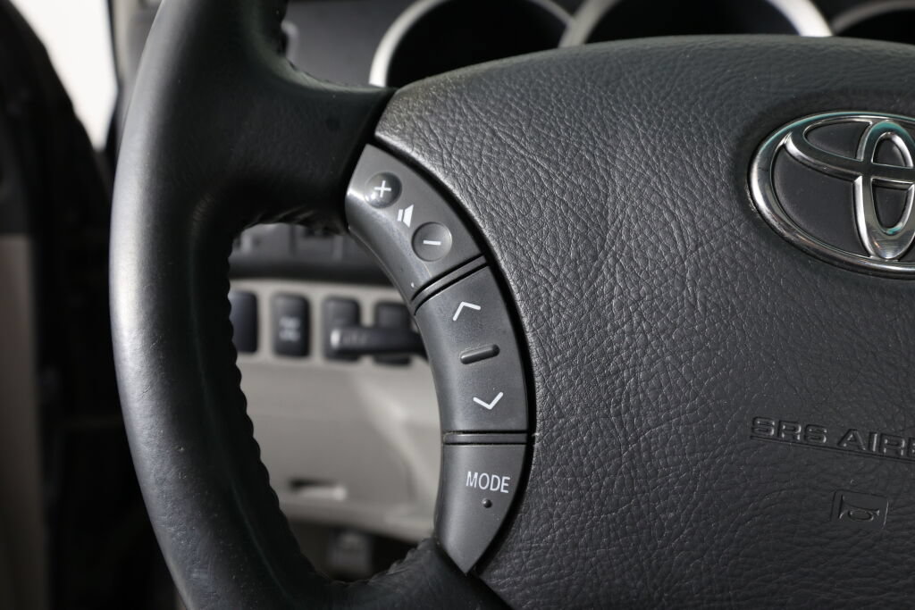 Used 2008 Toyota 4Runner SR5 AWD/4WD image 34