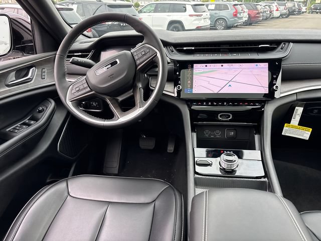 New 2026 Jeep Grand Cherokee Limited w/ Limited Altitude Package AWD/4WD image 11