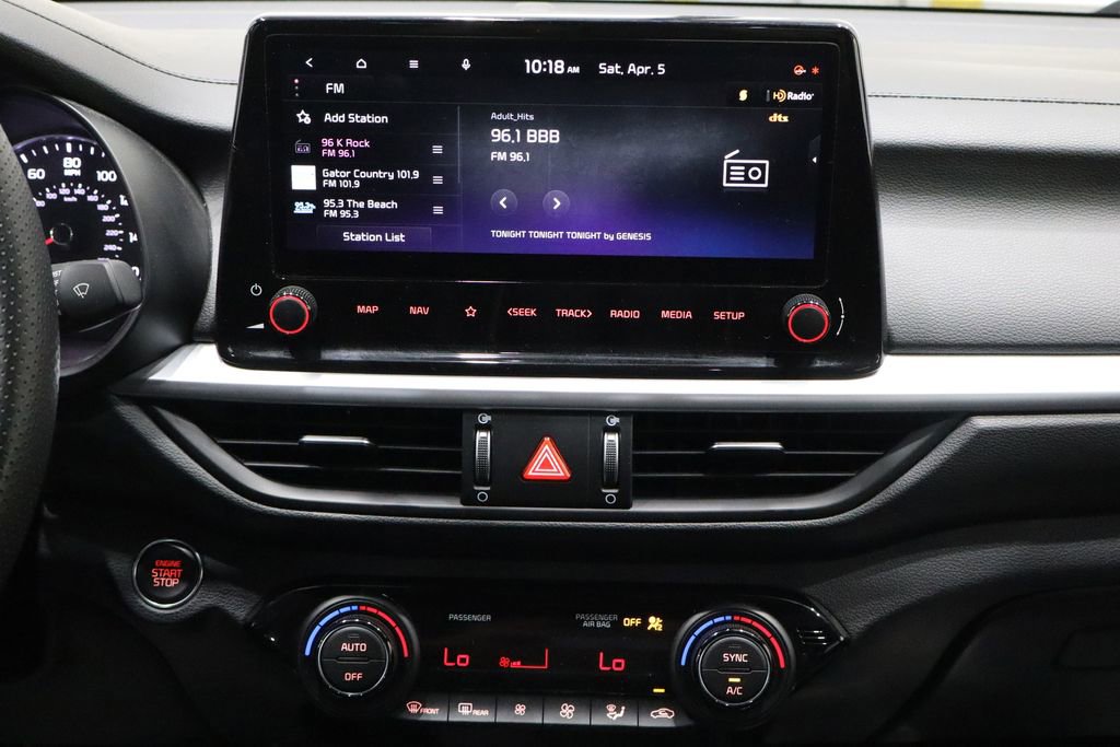 Used 2023 Kia Forte GT-Line image 29