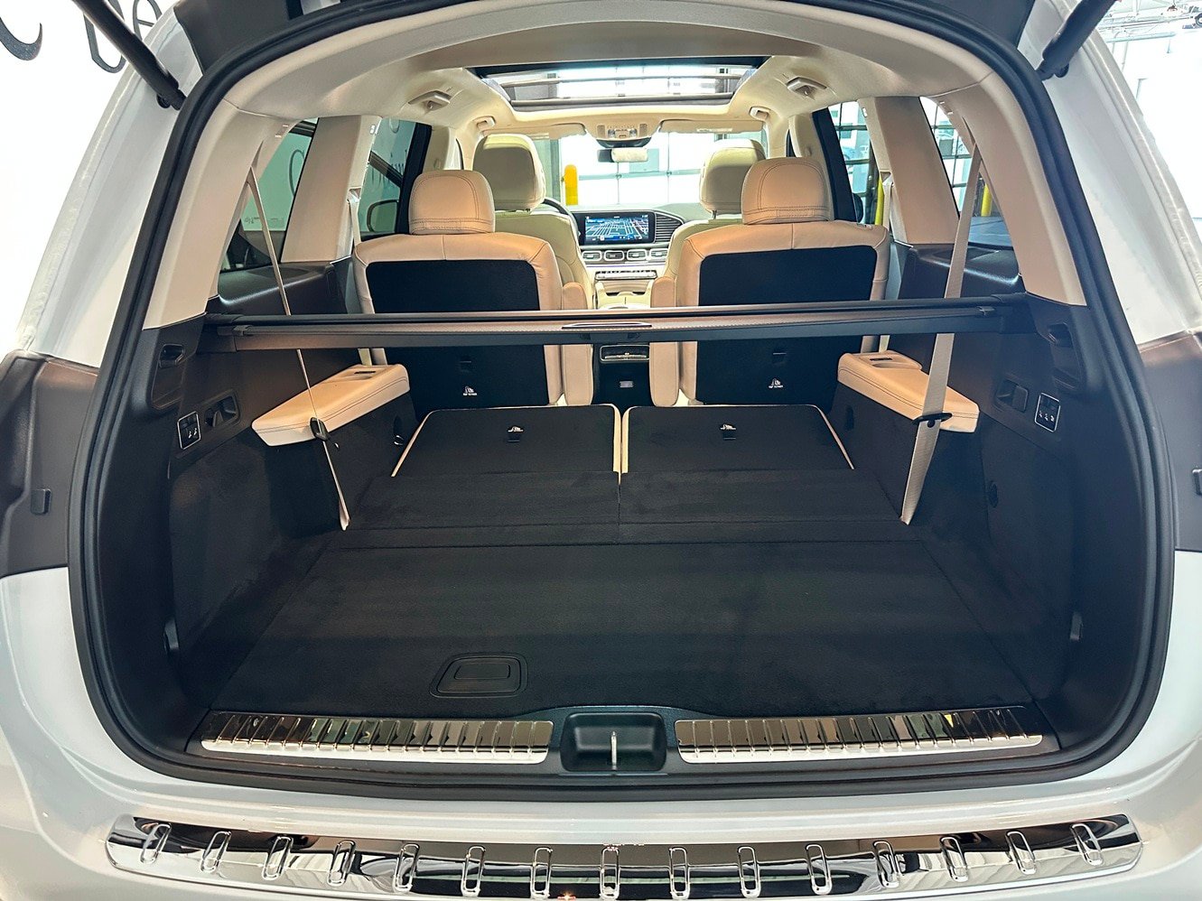 New 2026 Mercedes-Benz GLS 450 4MATIC image 17