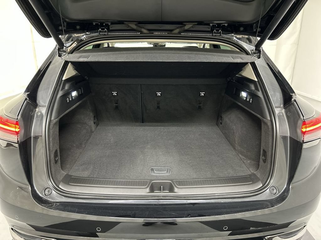 Certified 2022 Buick Envision Essence w/ Technology Package I AWD/4WD image 23