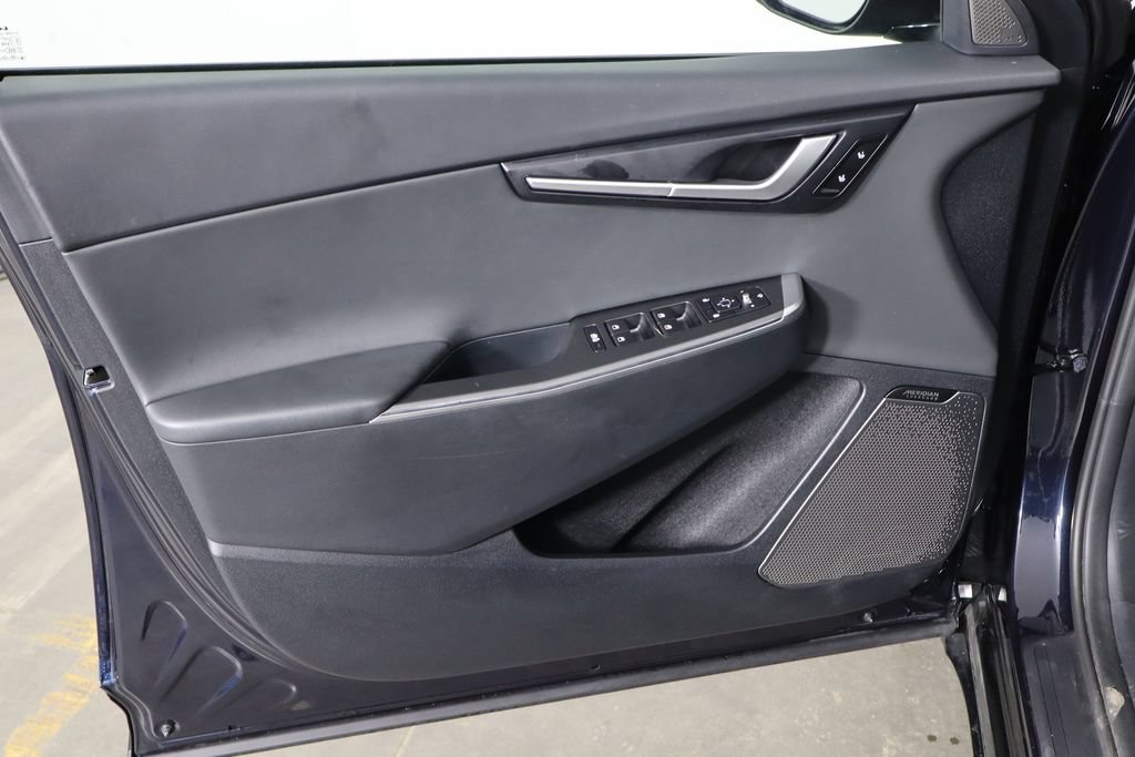 Used 2023 Kia EV6 Wind RWD image 19