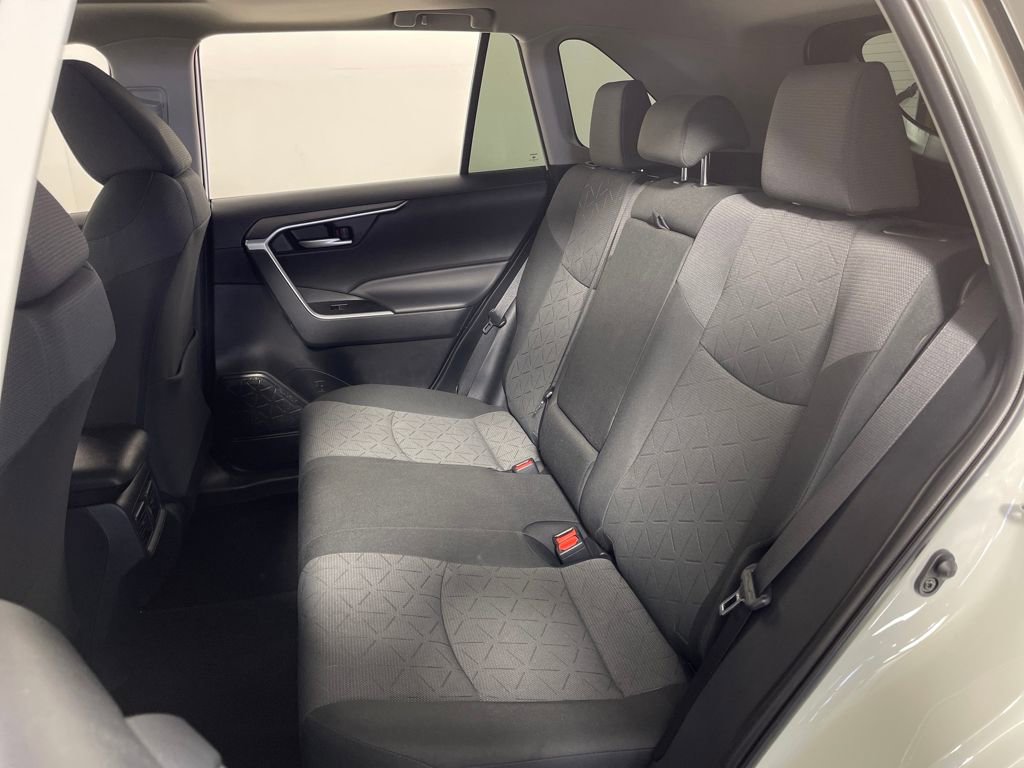 Used 2025 Toyota RAV4 XLE w/ Convenience Package AWD/4WD image 13