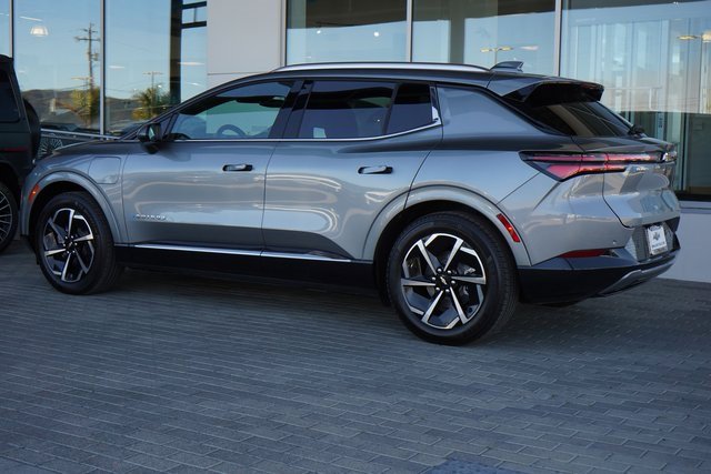 New 2025 Chevrolet Equinox EV LT image 6