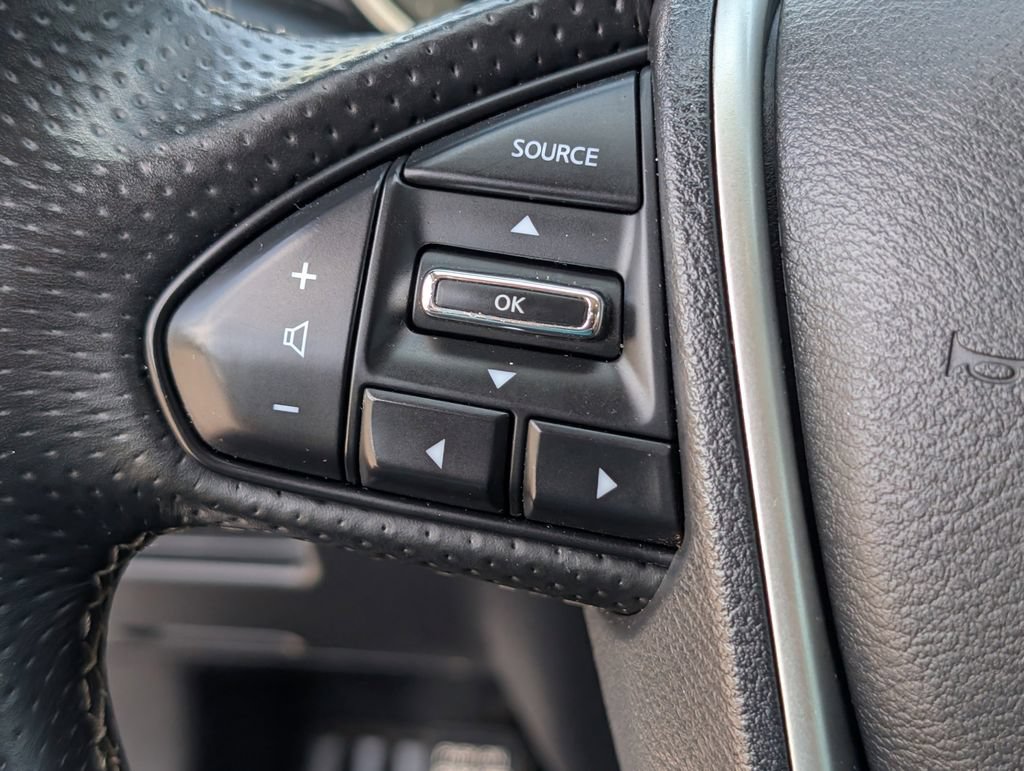 Used 2022 Nissan Maxima SV w/ Floor Mat Group FWD image 17