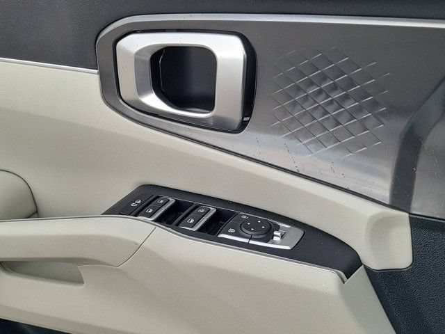 Used 2023 Kia Sorento S FWD image 18