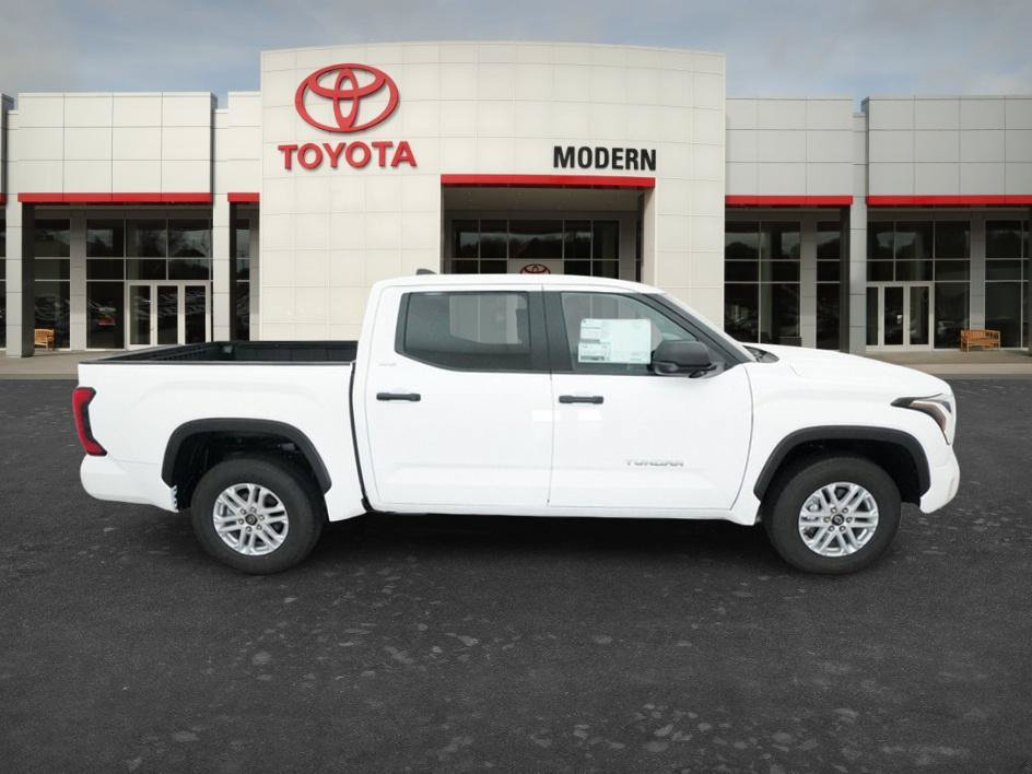 New 2026 Toyota Tundra SR5 RWD image 7