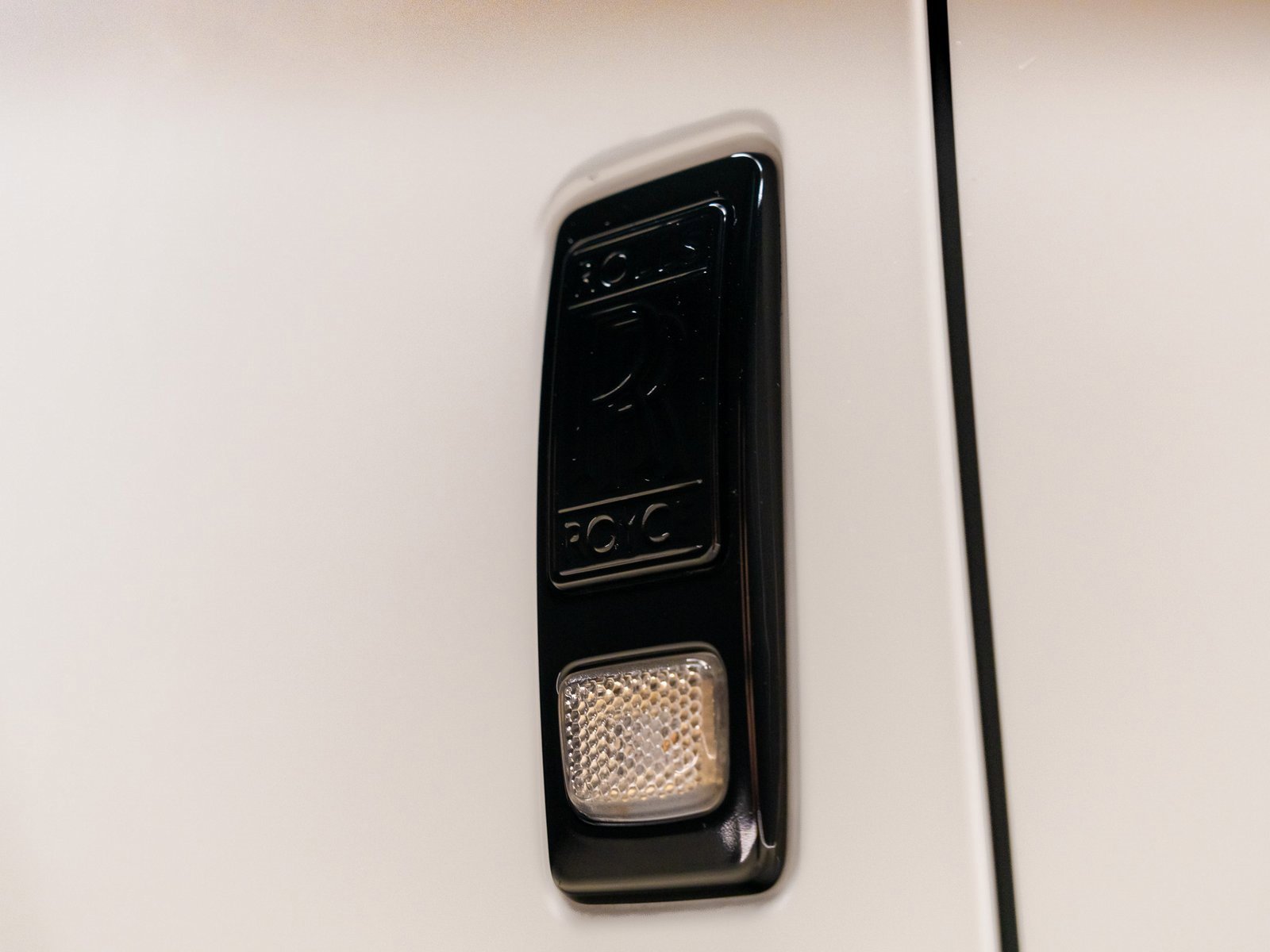 Used 2021 Rolls-Royce Ghost image 31