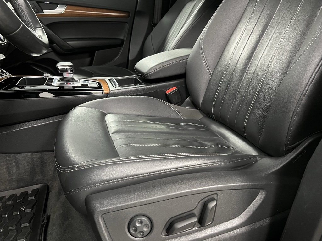 Used 2022 Audi Q5 2.0T Premium image 26