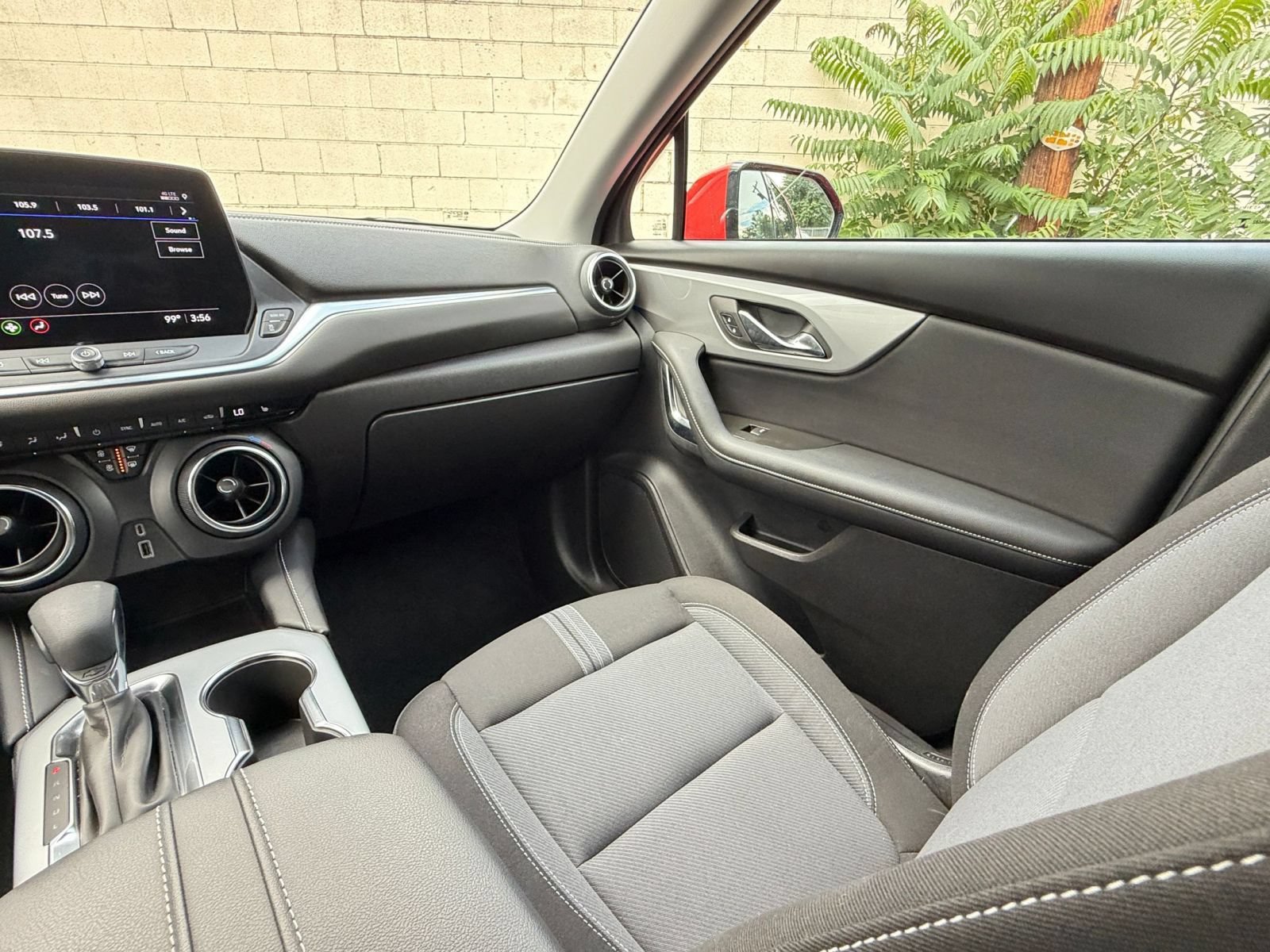 Used 2026 Chevrolet Blazer LT AWD/4WD image 35