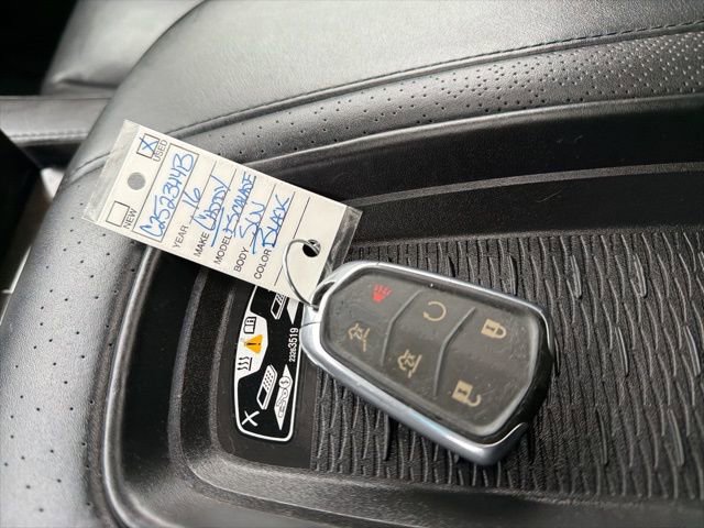 Used 2016 Cadillac Escalade Platinum image 33