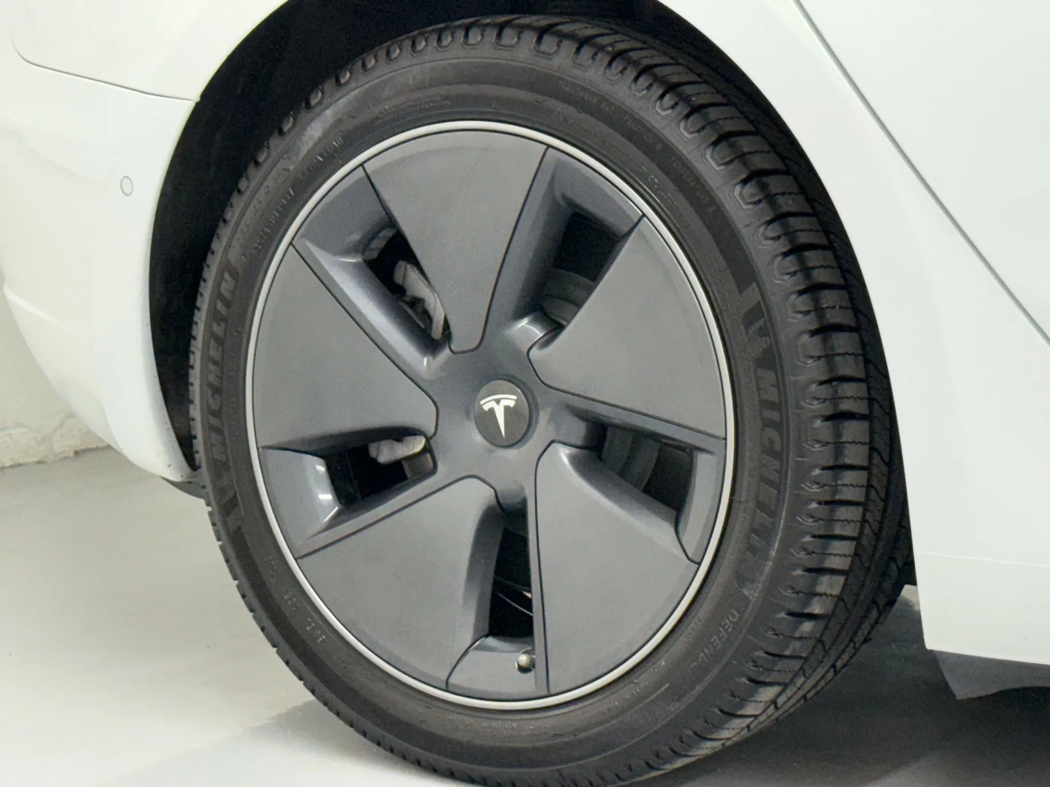 Used 2022 Tesla Model 3 Long Range image 41