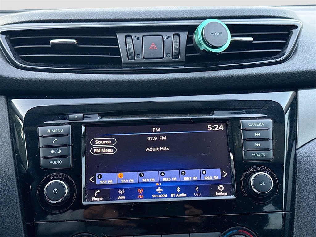 Used 2019 Nissan Rogue Sport S image 15