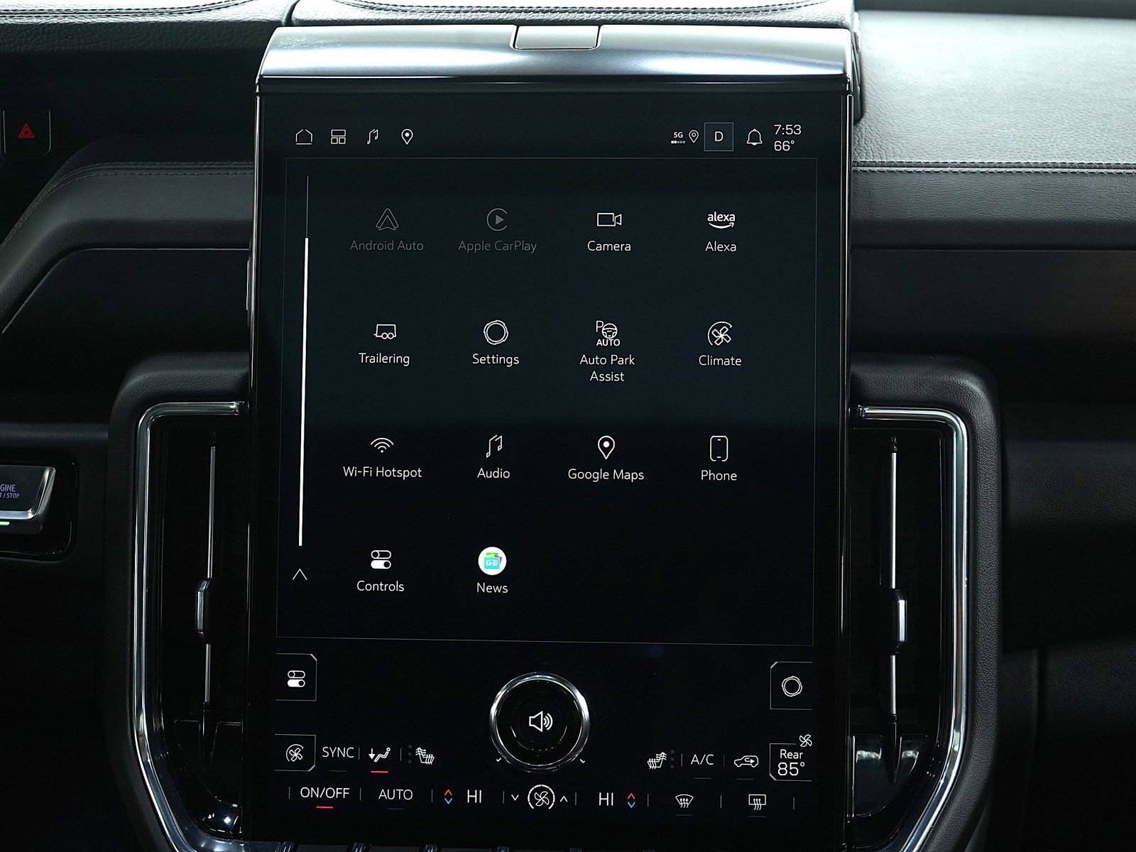 Used 2025 GMC Yukon Denali w/ Sun & Power Step Package image 16