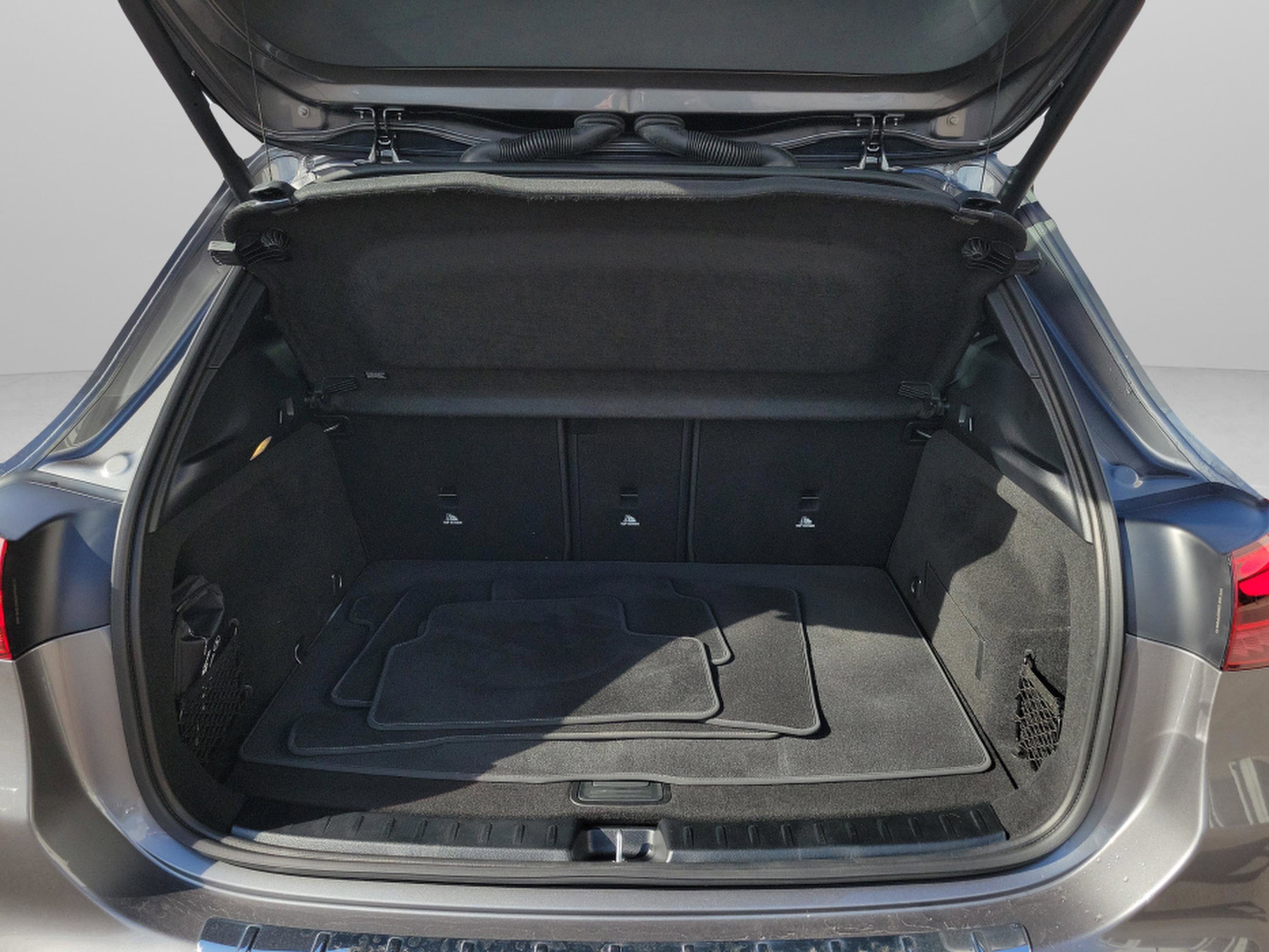 Certified 2026 Mercedes-Benz GLA 250 image 9