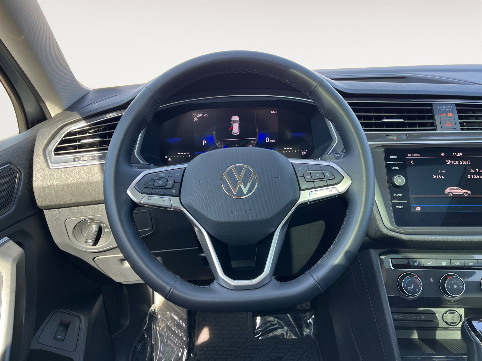 Certified 2024 Volkswagen Tiguan Wolfsburg Edition image 13