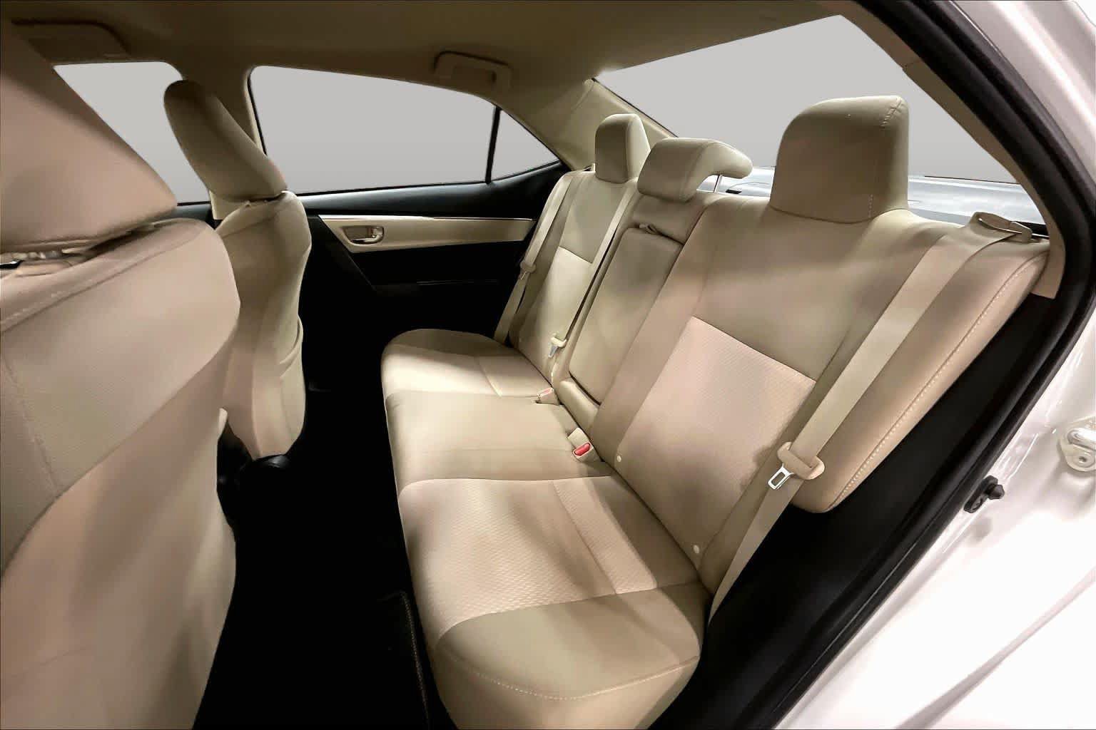 Used 2015 Toyota Corolla LE FWD image 20
