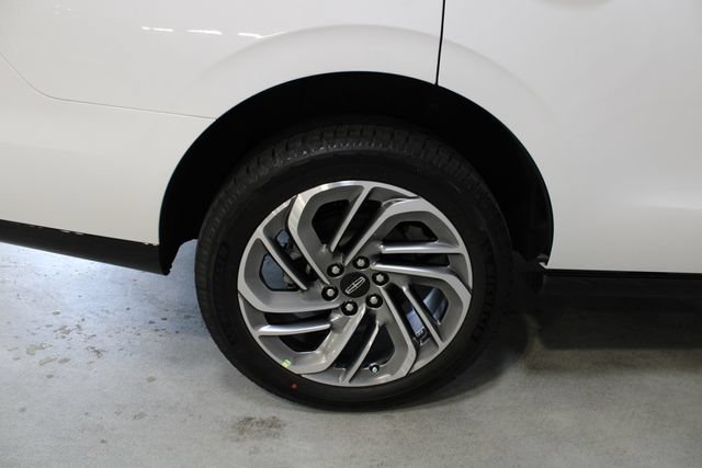 New 2027 Lincoln Navigator Reserve AWD/4WD image 26