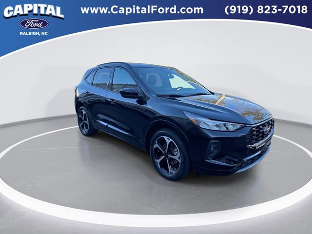 Used 2024 Ford Escape ST-Line Select w/ Tech Pack #2 image 2