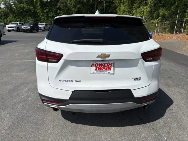 Used 2025 Chevrolet Blazer LT AWD/4WD image 4