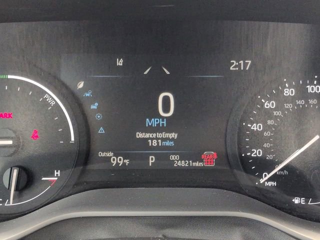 Certified 2025 Toyota Sienna LE FWD image 25