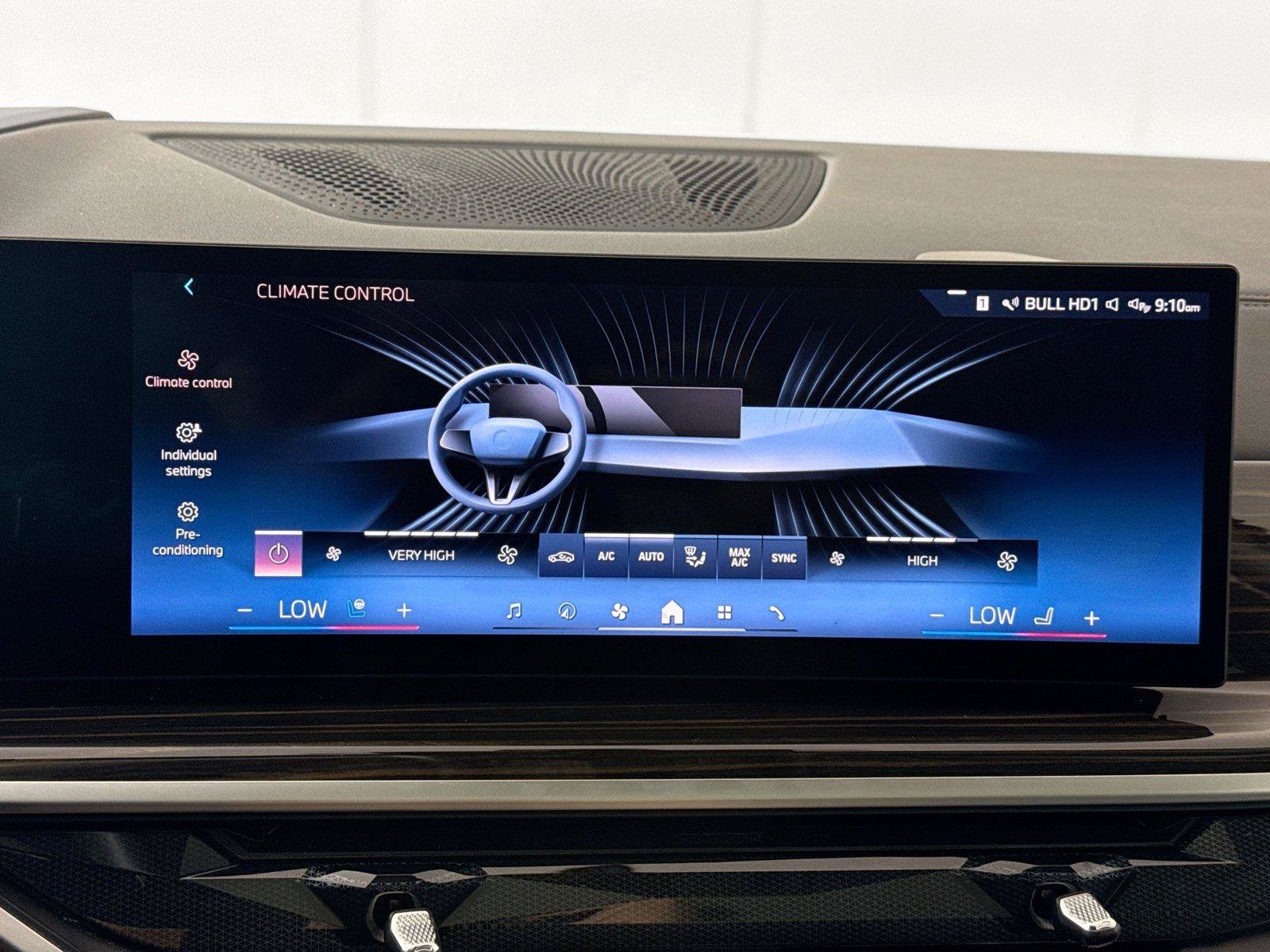 Used 2025 BMW X7 xDrive40i AWD/4WD image 27