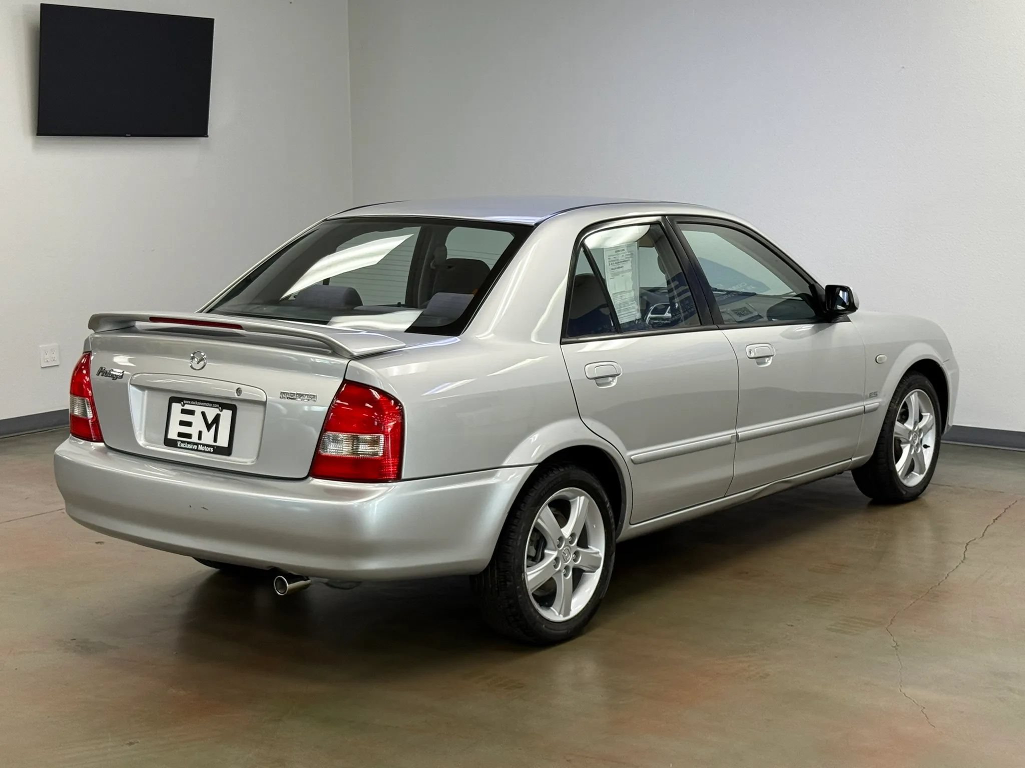 Used 2002 MAZDA Protege FWD image 7