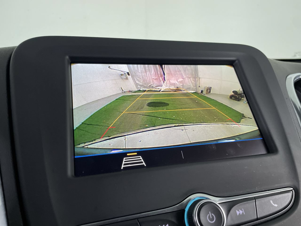 Used 2020 Chevrolet Equinox LT AWD/4WD image 18