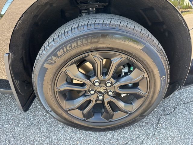 Used 2023 Ford Maverick Lariat w/ Lariat Luxury Package image 13