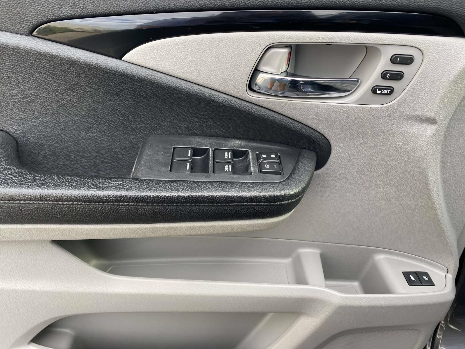 Used 2019 Honda Pilot Elite image 20