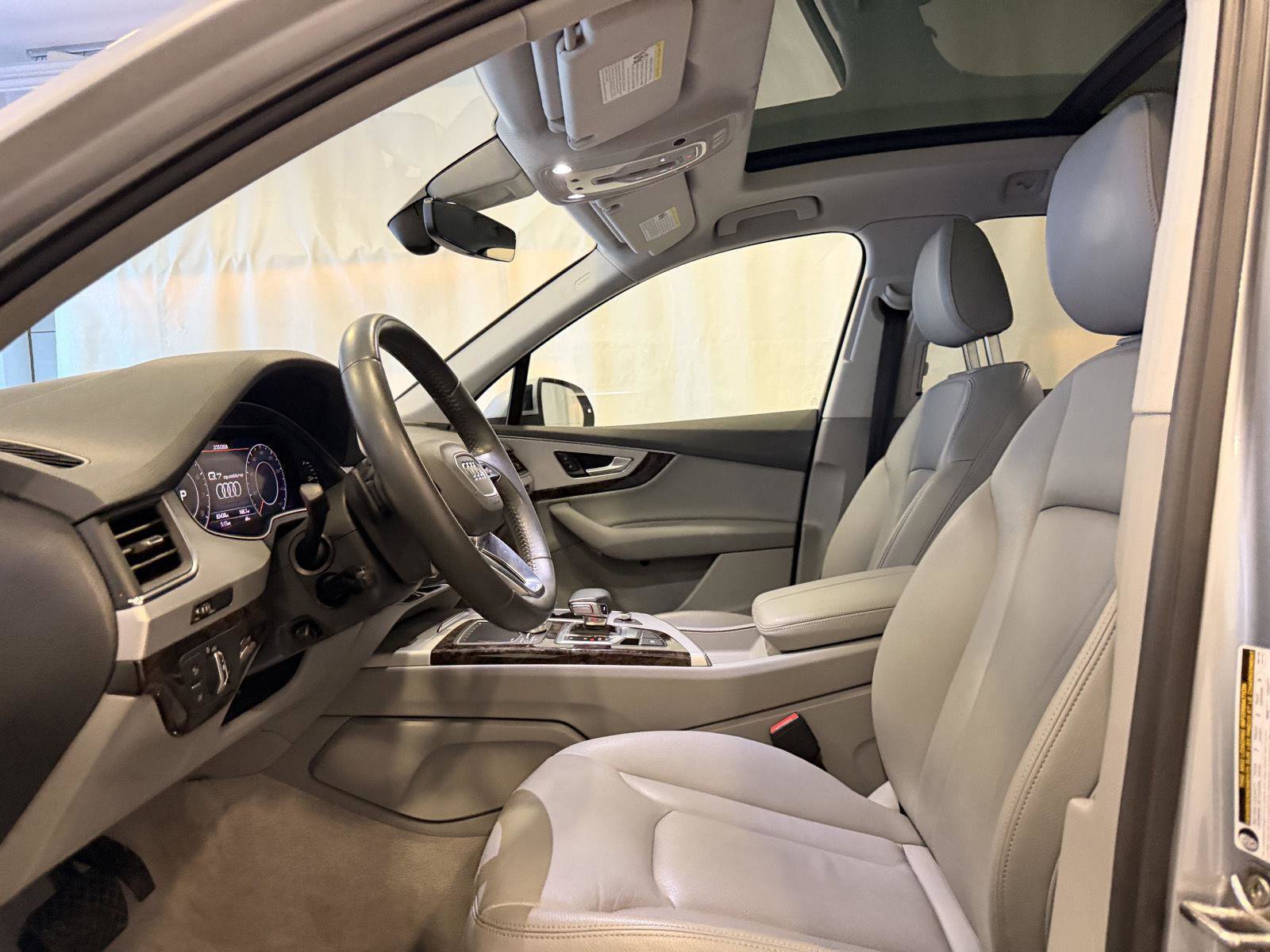 Used 2019 Audi Q7 2.0T Premium w/ Cold Weather Package image 5