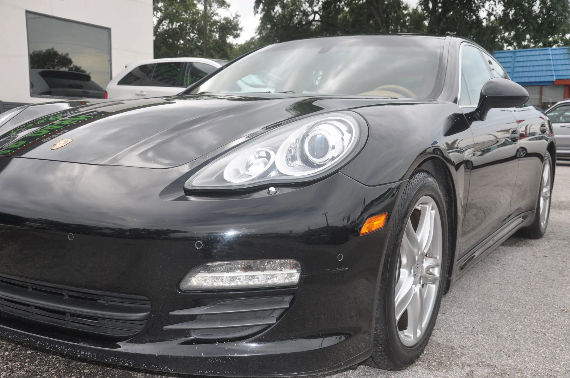Used 2013 Porsche Panamera 4S image 2