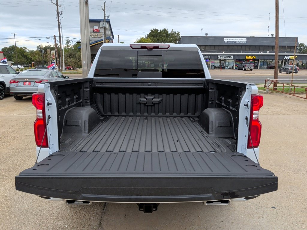 New 2026 Chevrolet Silverado 1500 High Country w/ Technology Package AWD/4WD image 43
