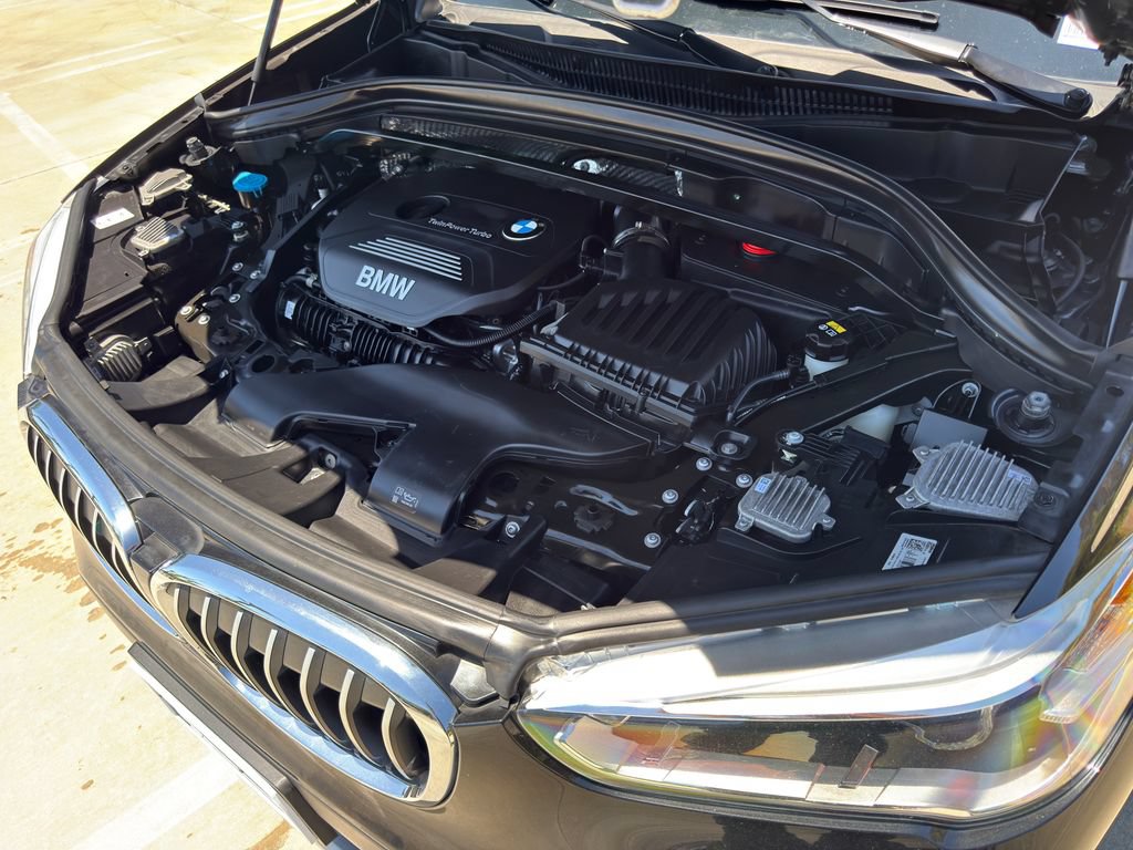 Used 2016 BMW X1 xDrive28i AWD/4WD image 5