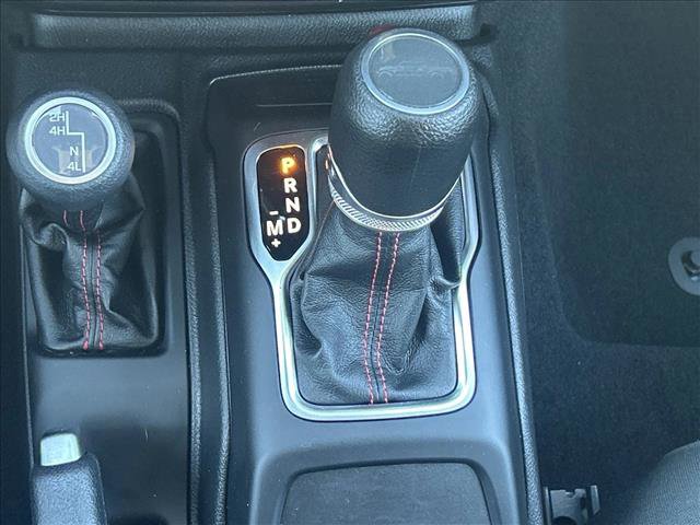 Used 2023 Jeep Gladiator Rubicon w/ LED Lighting Group AWD/4WD image 13