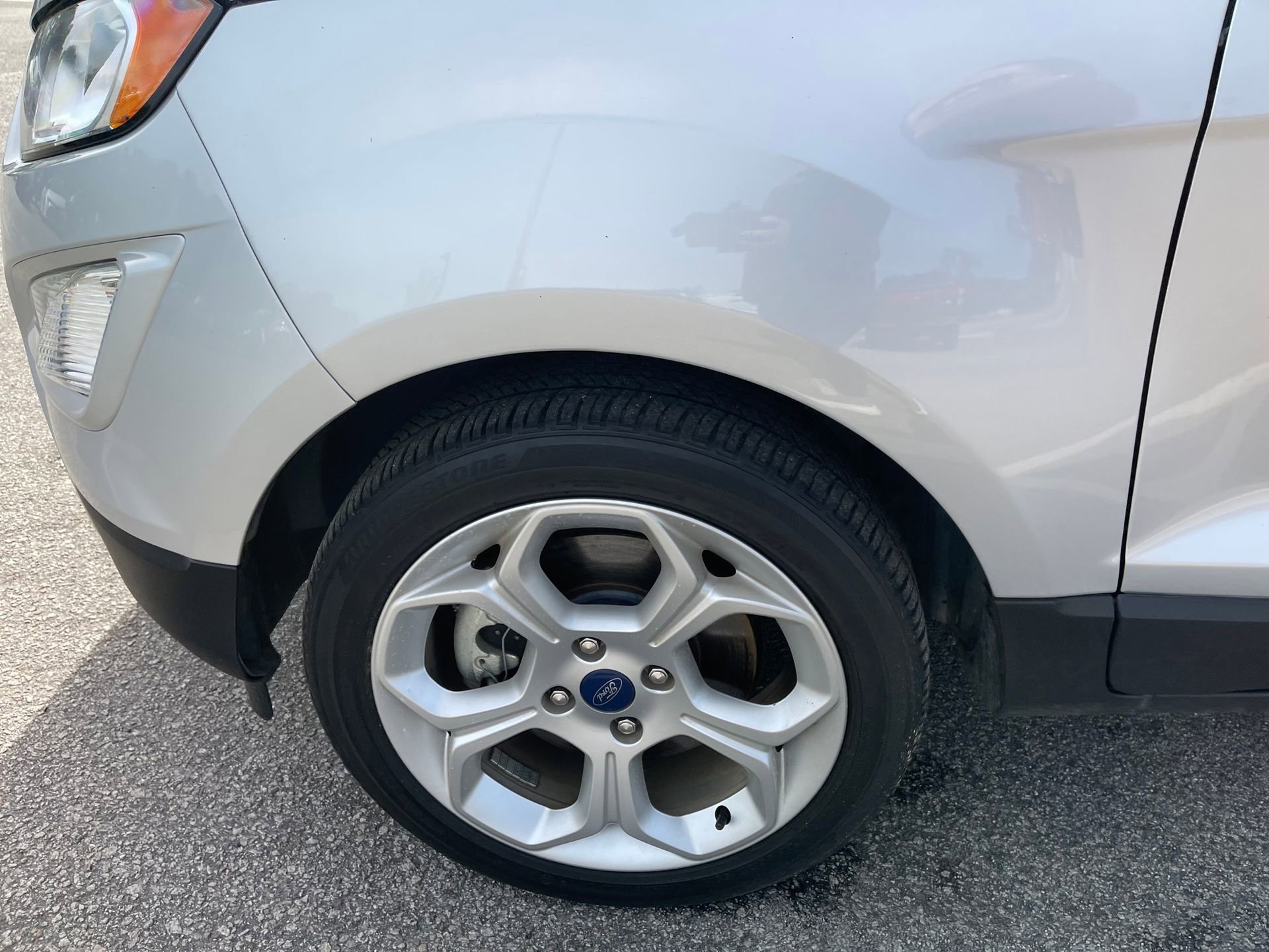 Used 2021 Ford EcoSport SE w/ SE Convenience Package image 10