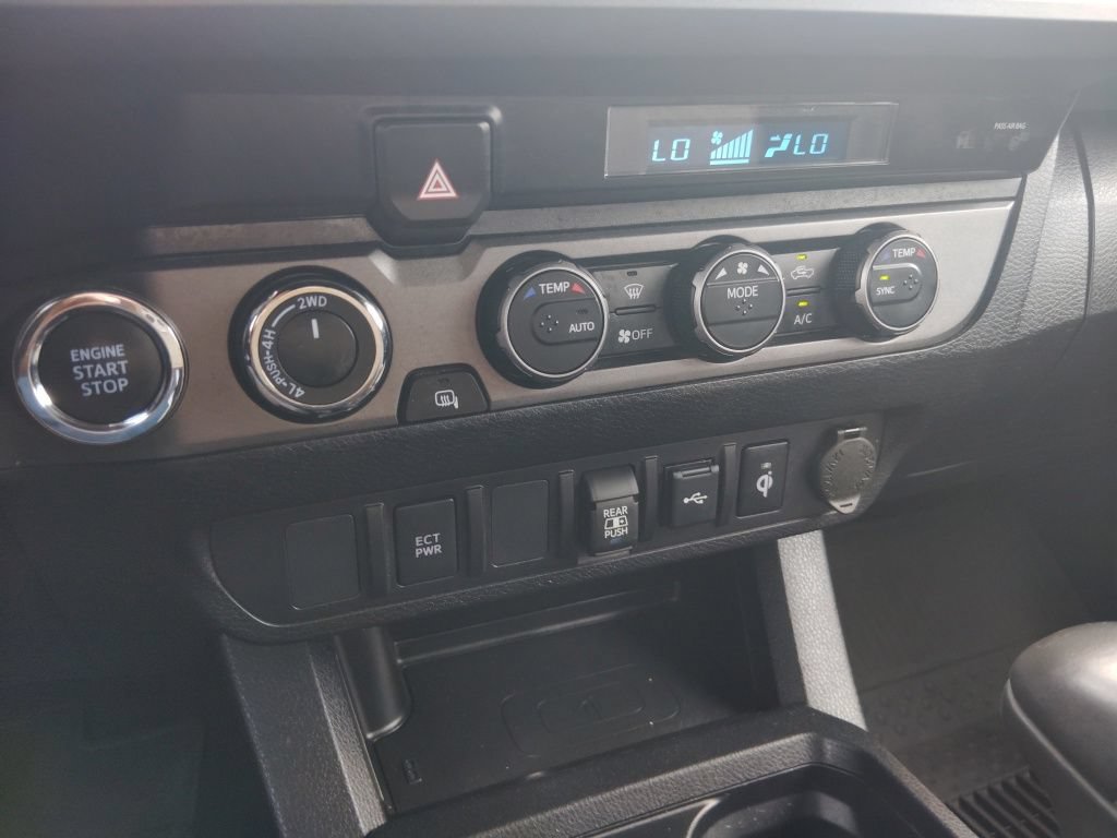 Certified 2023 Toyota Tacoma TRD Off-Road AWD/4WD image 22