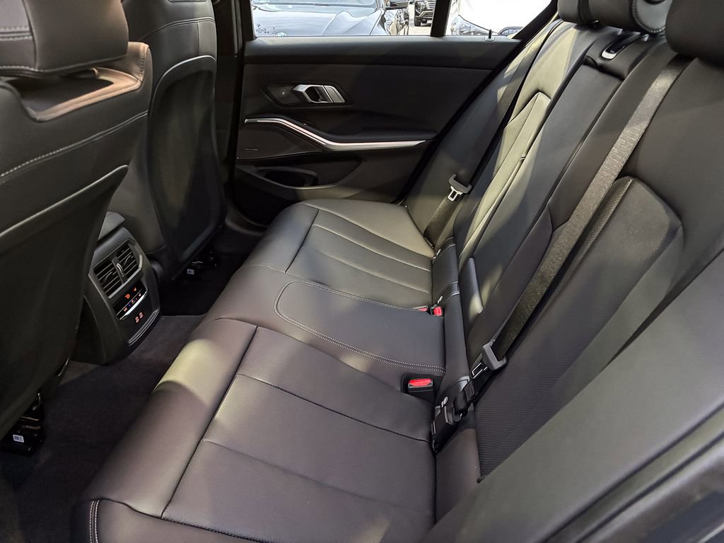 New 2026 BMW 330i xDrive Sedan image 27