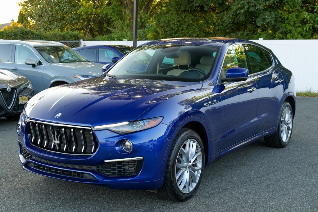Used 2022 Maserati Levante GT image 3