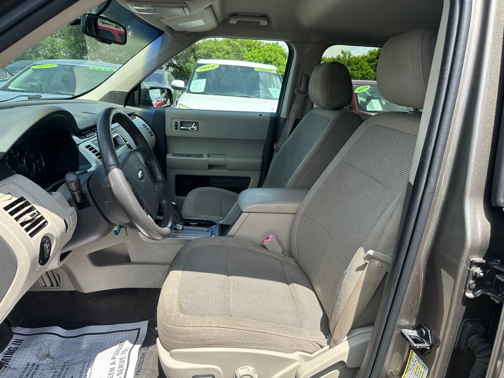 Used 2012 Ford Flex SE FWD image 10