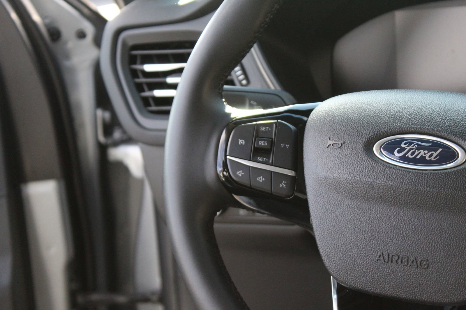 Used 2023 Ford Escape Active image 20