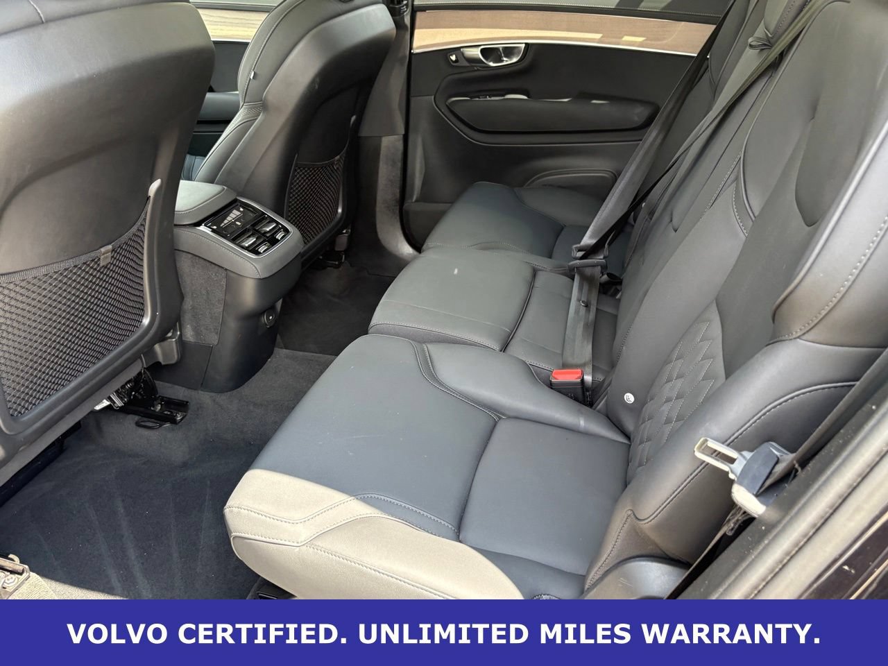 Certified 2025 Volvo XC90 B6 Plus AWD/4WD image 30