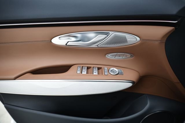 New 2026 Genesis GV70 2.5T Advanced image 17