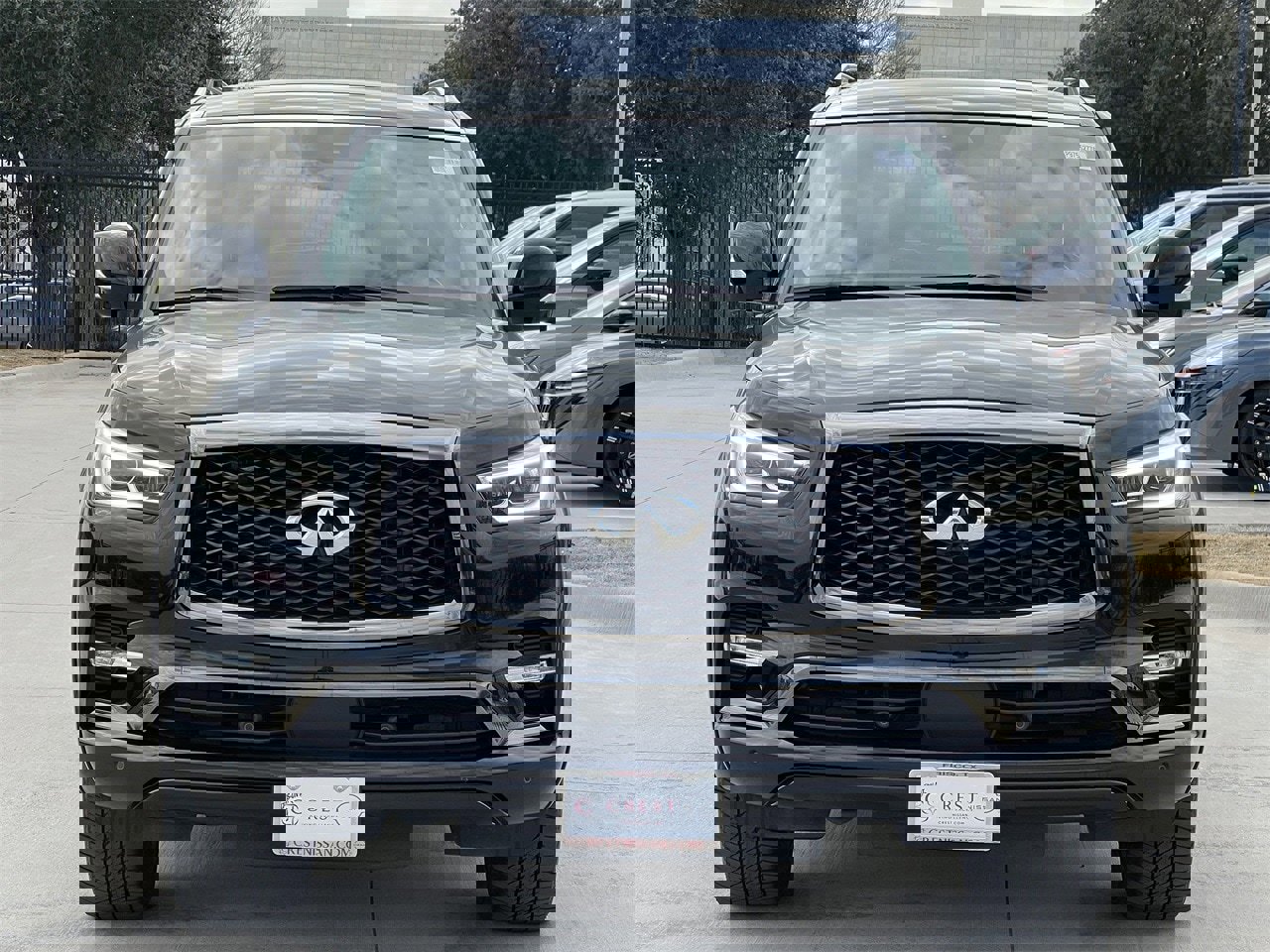 Used 2023 INFINITI QX80 Premium Select w/ All-Season Package image 6