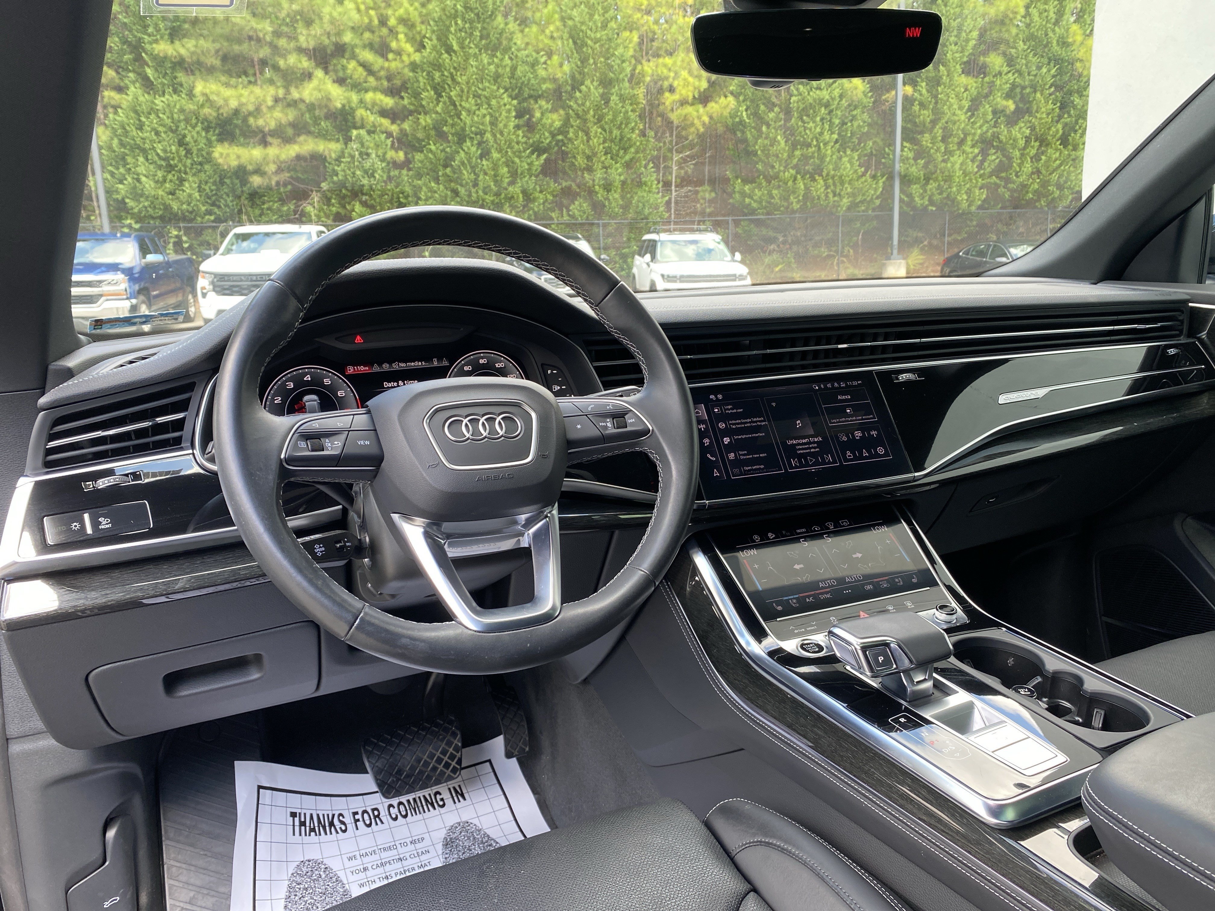 Used 2024 Audi Q8 Prestige AWD/4WD image 34